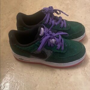 Nike Kids Green and Purple Sneakers